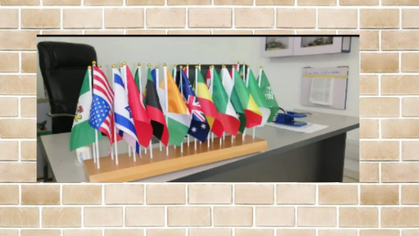 24-Flag Table Stand