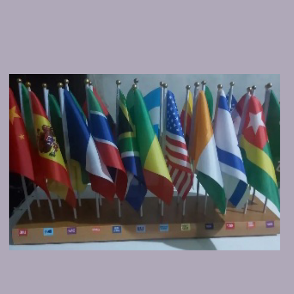 24-Flag Table Stand